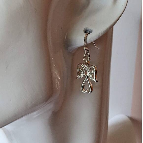 Christmas Guardian Angel bright silver-tone fish hook earrings - Picture 9 of 9